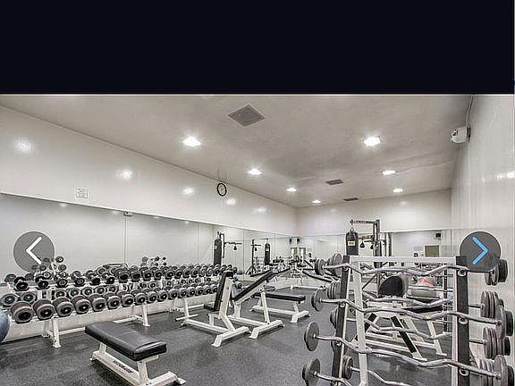5th image of 930 Peninsula Ave APT 304