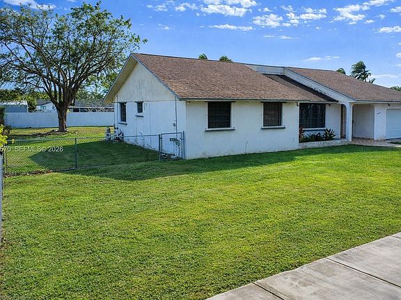 5th image of 15920 SW 280th St