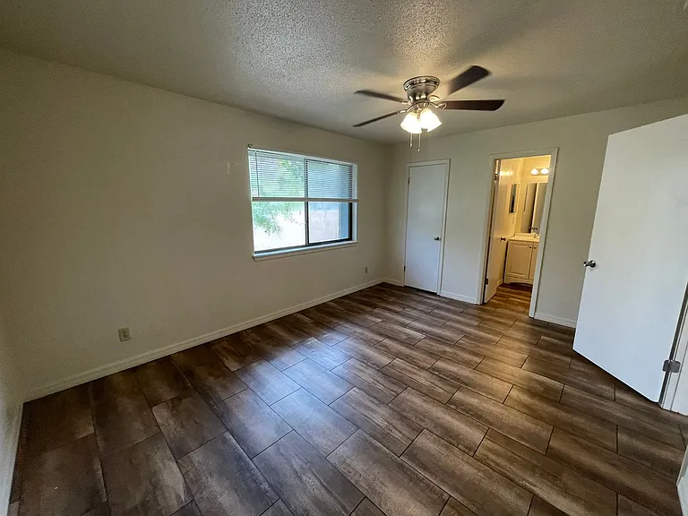 1 Fair Oaks Cir — Photo 17