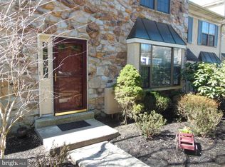 14 Algonquin Ct, Chesterbrook, PA 19087