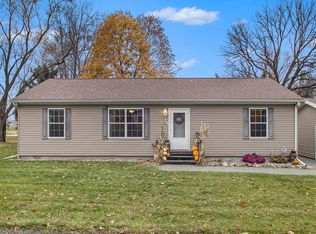 59224 Mayflower Rd, South Bend, IN 46619