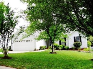 1124 Cureton Pl, Charlotte, NC 28217