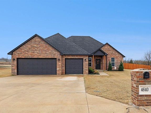 3rd image of 4640 Ranchero Dr