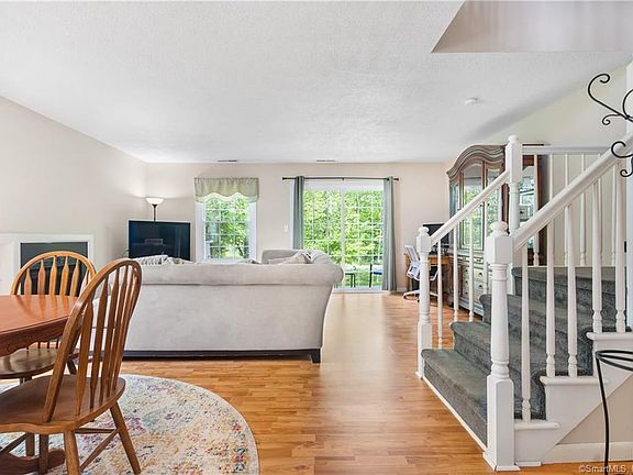 2nd image of 714 Misty Meadow Ln Unit 714