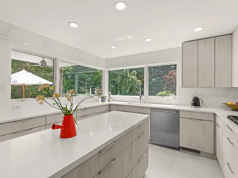 57 Jericho Rd — Photo 19