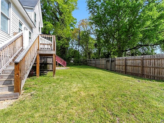 4th image of 1021/1023 Queen City Ave