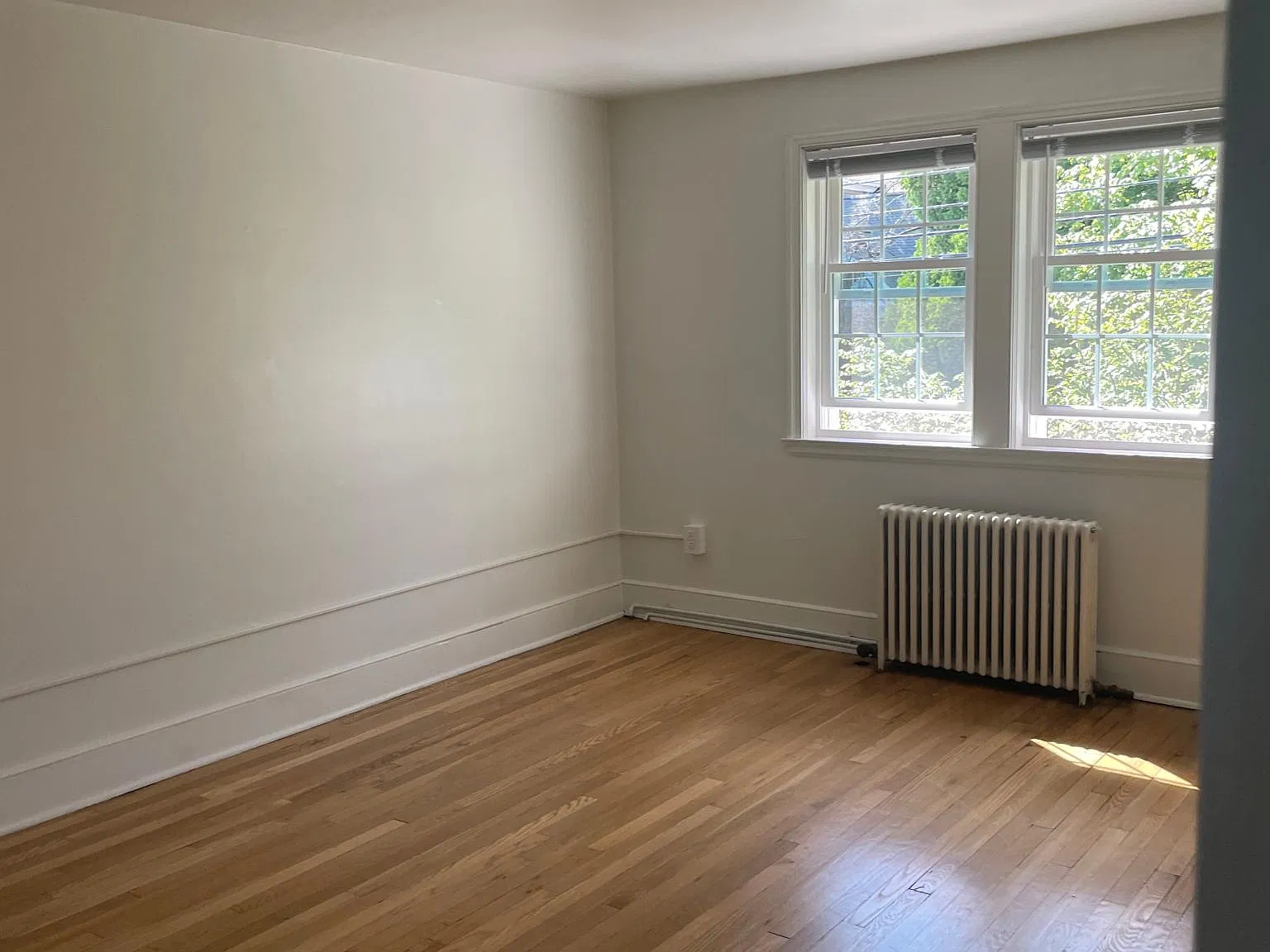 2 bed, 875 sqft, $1,600 — Photo 1