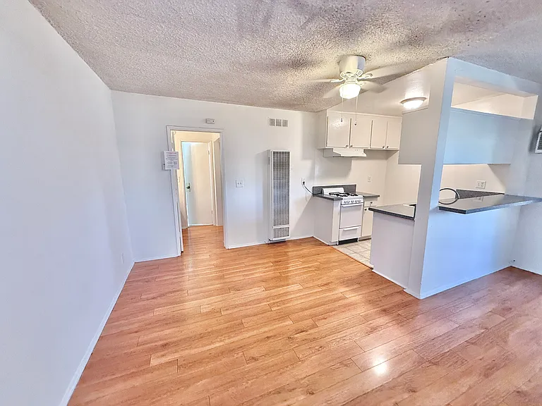 7410 Kester Ave #202 — Photo 2