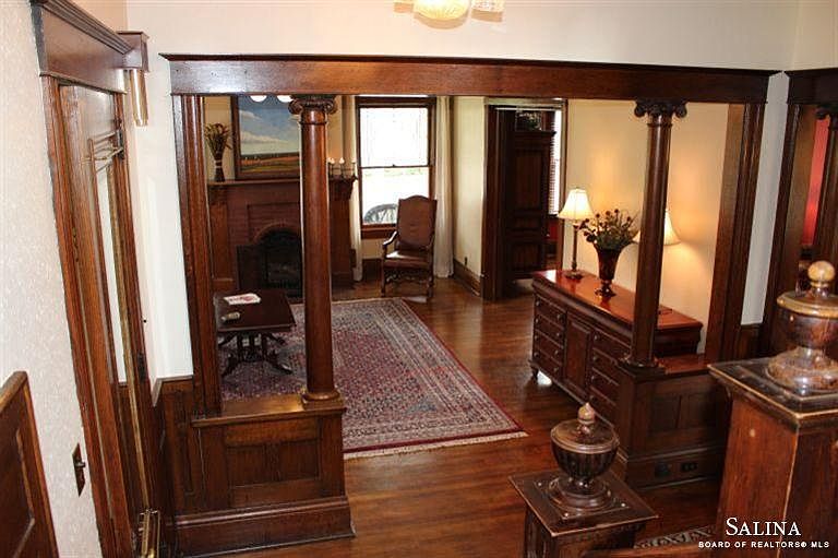 705 N 2nd St, KS 67456 Zillow