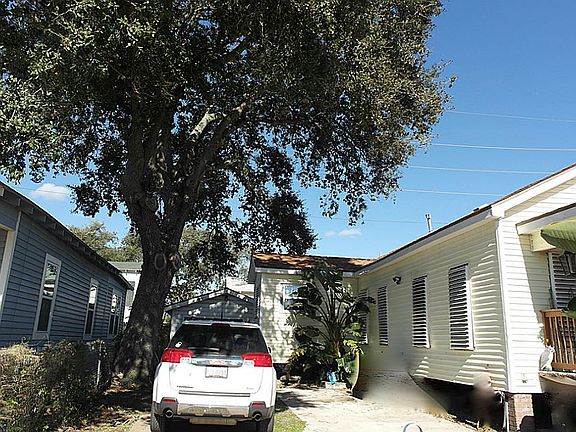 2nd image of 5304 Avenue Q