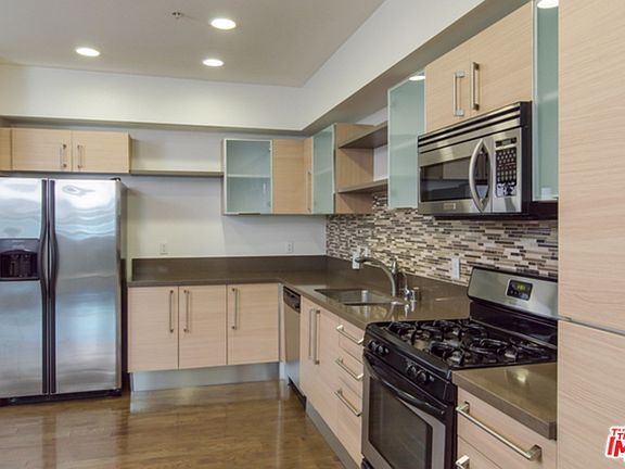 4th image of 1234 Wilshire Blvd APT 203