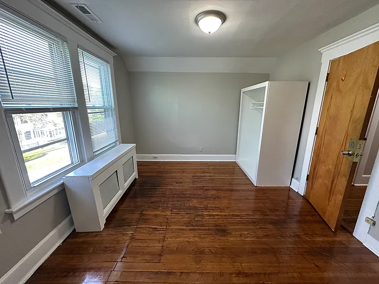 64 Stanley St #3C — Photo 8