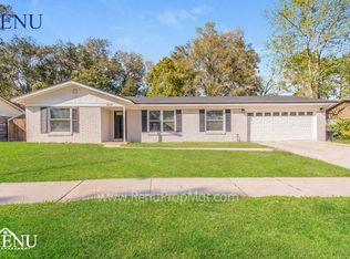 8371 N Pointer Dr, Jacksonville, FL 32221