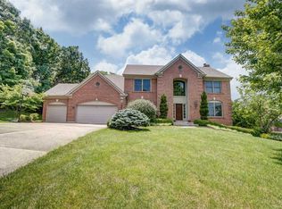 8075 Wycliffe Dr, Cincinnati, OH 45244