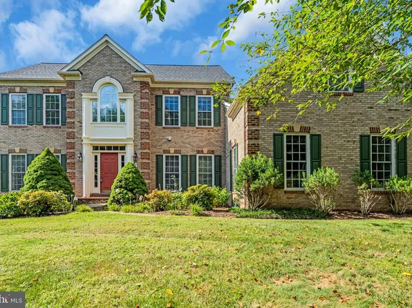 9800 Goldenberry Hill Ln, Manassas, VA 20112