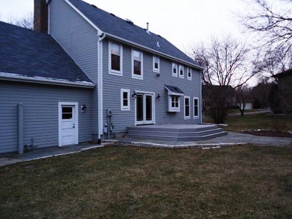 2nd image of 680 Alvarado Ln N