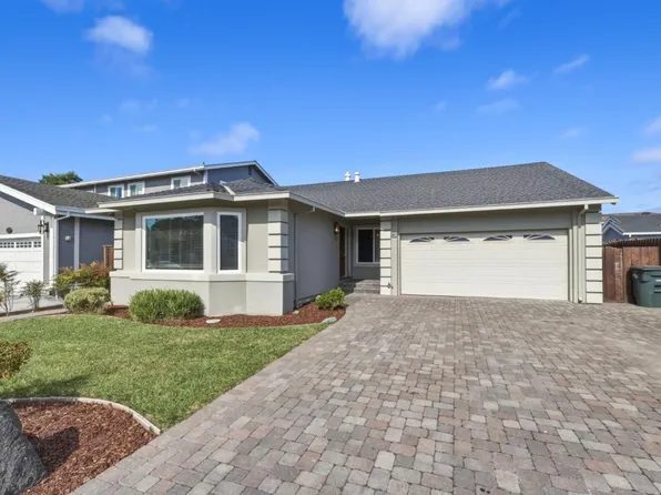 310 Mainsail Ct, Foster City, CA 94404