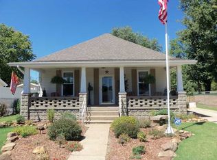 501 NW 1st St, Washington, IN 47501