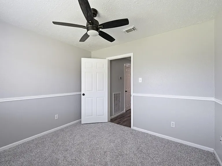 1805 Whitebriar Dr — Photo 21