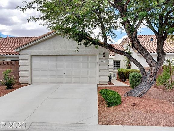2nd image of 10064 Catalina Canyon Ave