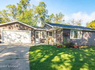 23754 N Cottage Rd, Lake Zurich, IL 60047