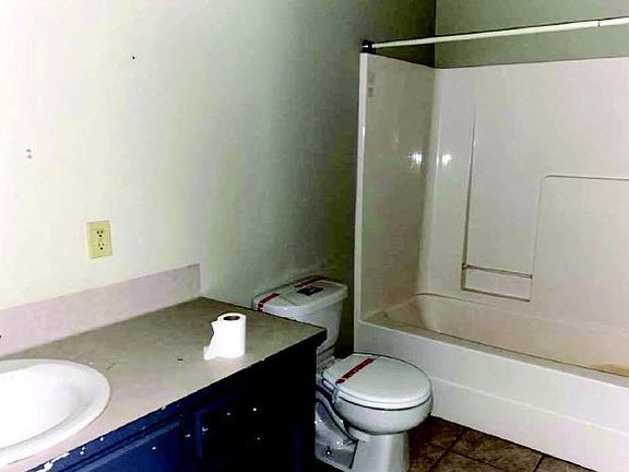 5th image of 10958 Olinde Ln