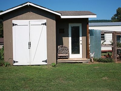 4th image of 121 Kennedy Ln