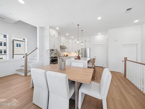 4th image of 400B Cookman Avenue #302