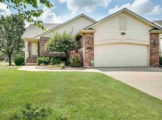 281 S Maple Dunes Ct, Wichita, KS 67235