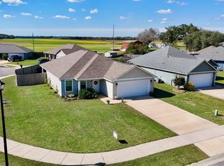 272 Lakefront Cir, Summerdale, AL 36580