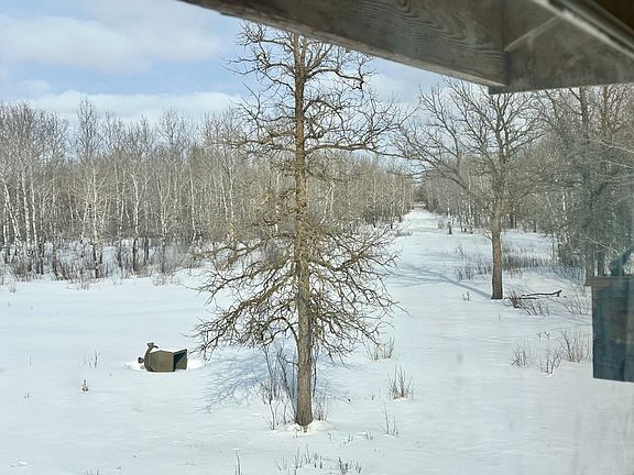 2nd image of 355th St