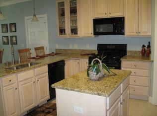 1009 Wedgeland Dr, Raleigh, NC 27615