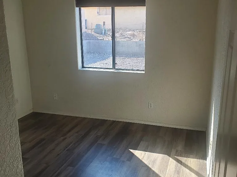 3080 Caliente Dr #102 — Photo 14