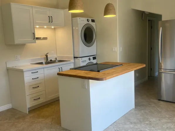 3127 Monroe St, Carlsbad, CA 92008