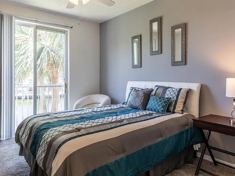 Ocean Reef at Seawalk Pointe Apartments — Photo 12