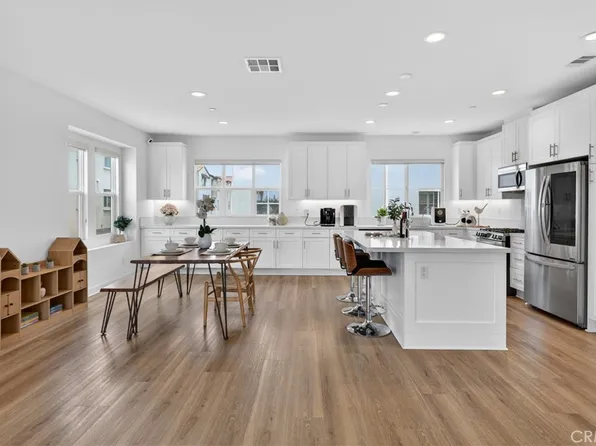 12903 Calabria Dr, La Mirada, CA 90638