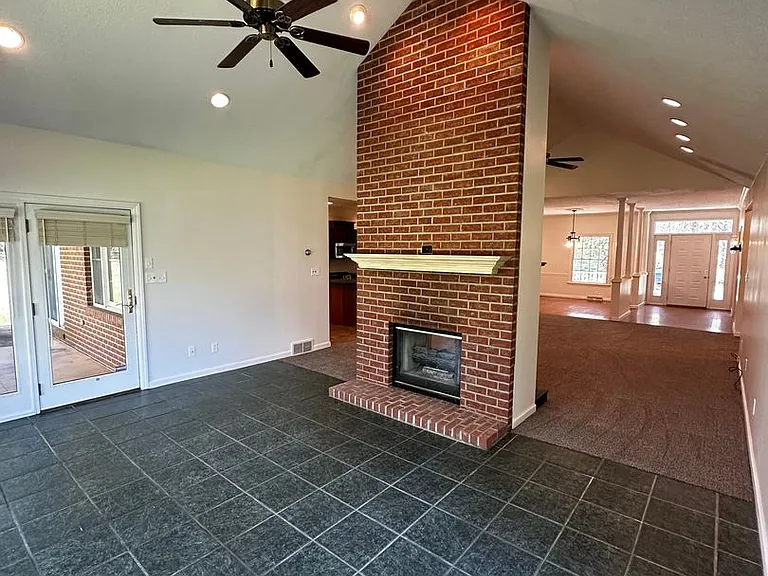 1250-1254 Evans City Rd — Photo 11