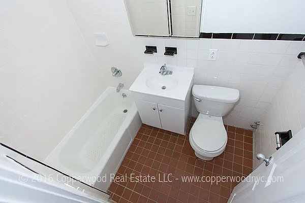 Rented by Copperwood Real Estate | media 31