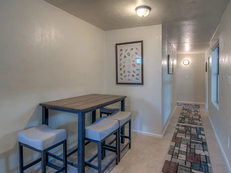 2625 E Prince Rd #B — Photo 24