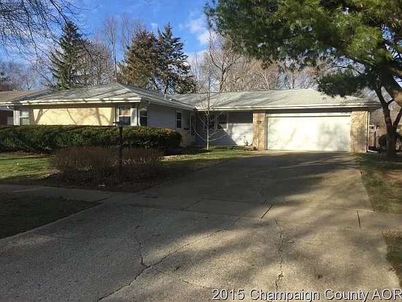 1206 Devonshire Dr photo 1