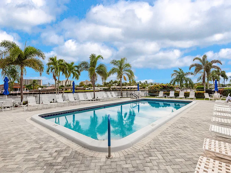 6367 Bay Club Dr #3 — Photo 18