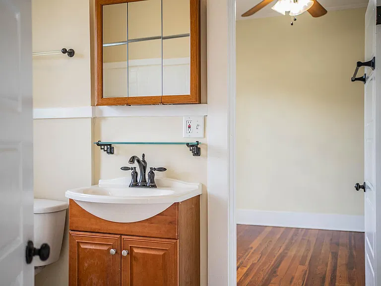 412 E Tillman Ave — Photo 38