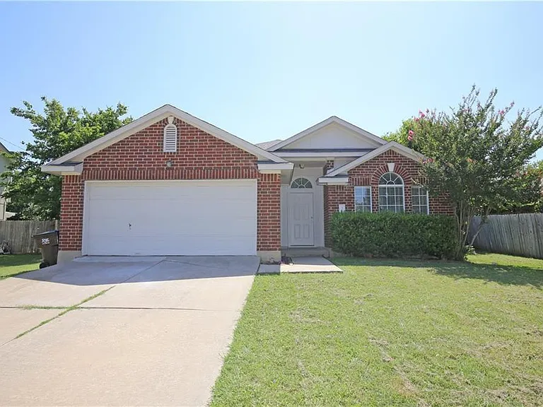 309 Country Aire Dr — Photo 1