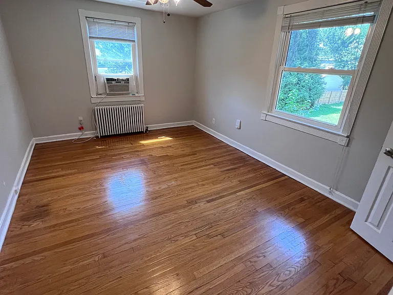 1118 N Kenilworth St #6 — Photo 5