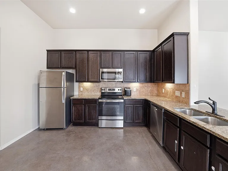 533 Jack Rabbit Ln #A — Photo 16