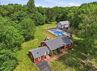 126 Putnam Hill Rd, Sutton, MA 01590