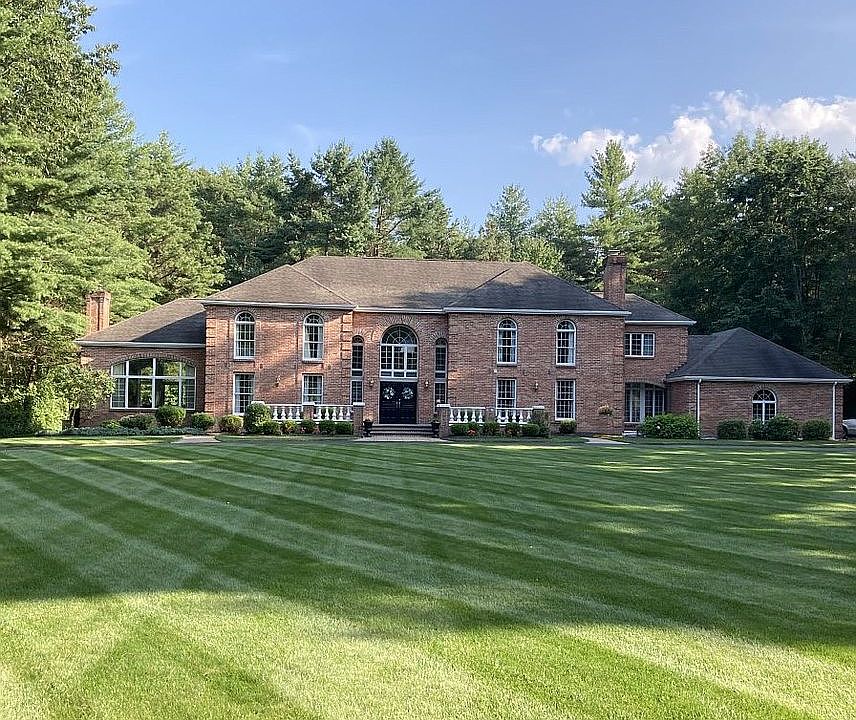 15 Summerfield Ln, Saratoga Springs, NY 12866 Zillow
