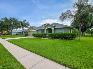 73 Spinnaker Cir, South Daytona, FL 32119