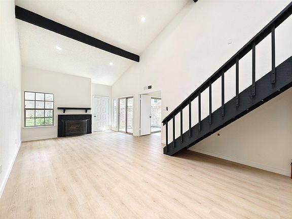 3rd image of 6217 Ludington Dr #20-916