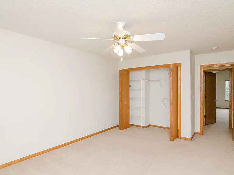 2613 Rushmore Dr — Photo 14